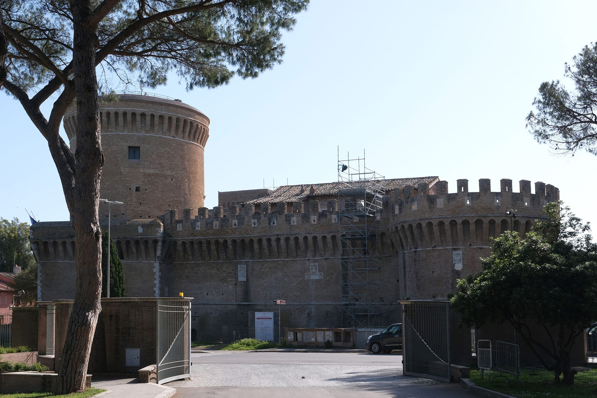 Castello di Giulio II (Rocca di Ostia Antica)